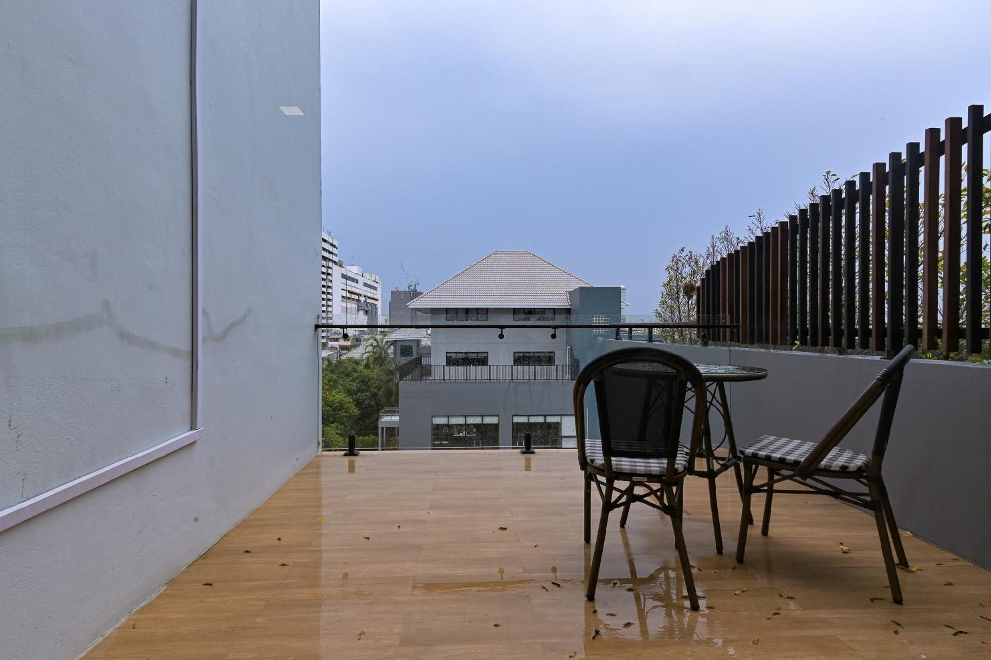 Shewin De Bangkok Hotel Exterior photo