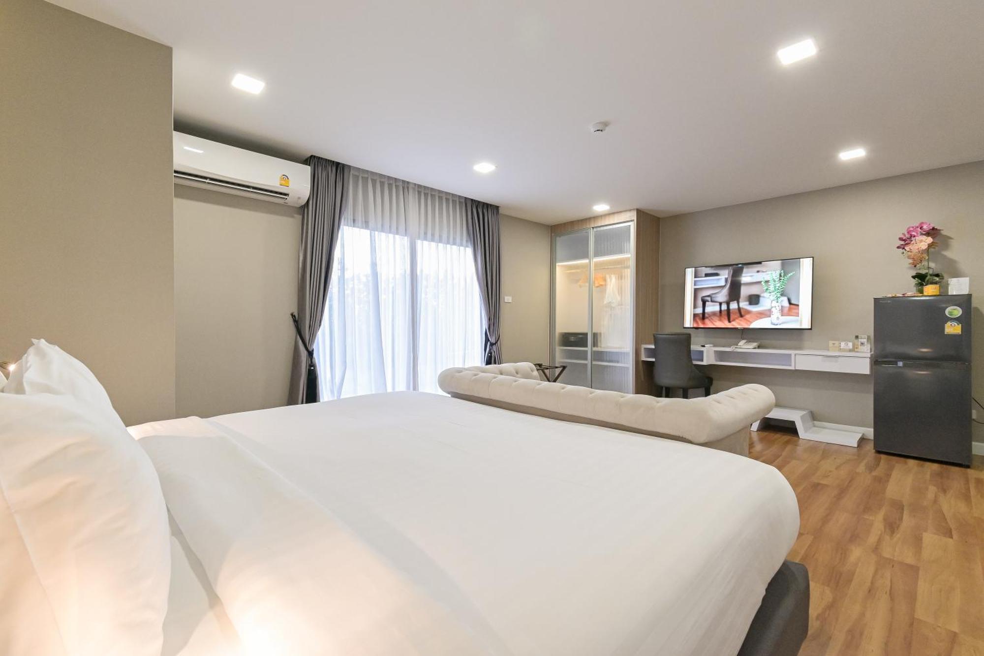 Shewin De Bangkok Hotel Exterior photo