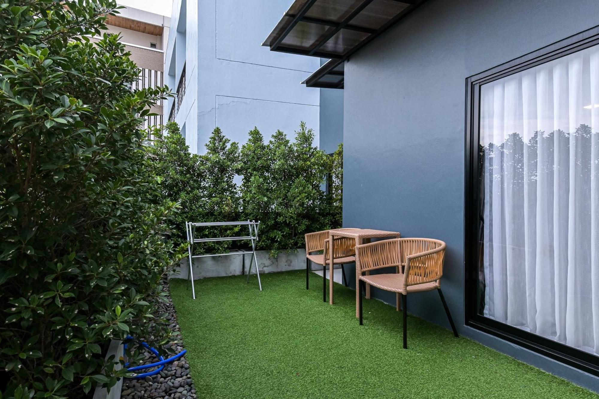 Shewin De Bangkok Hotel Exterior photo